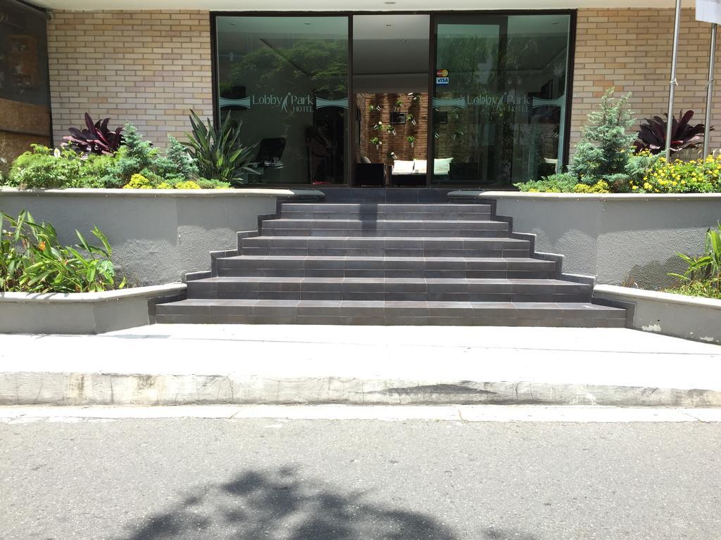 Lobby Park Hotel Medellín Buitenkant foto